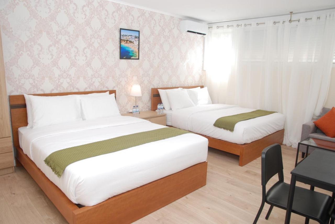 Amor Lisboa Hostel Albergue *